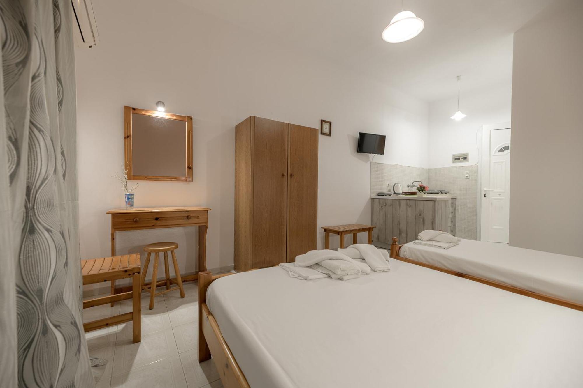 Anthi Studios & Apartments Alykés Eksteriør bilde